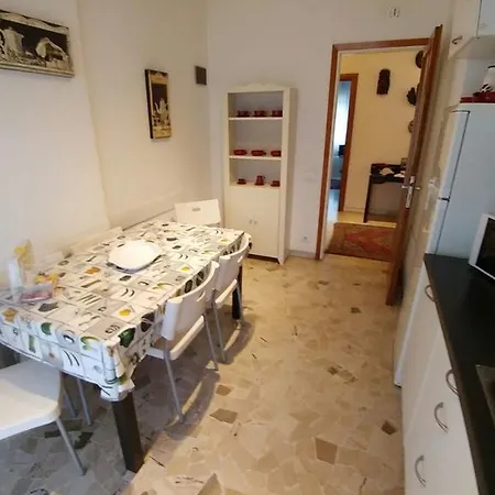 Mestrina Alojamento de Acomodação e Pequeno-almoço Mestre